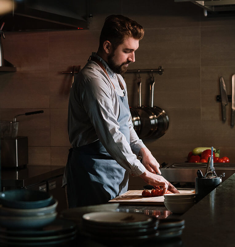About us section highlighting Restaurant’s commitment to quality