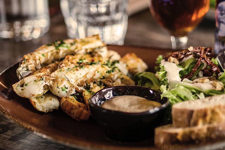 Restaurant about us – dedicated to fresh ingredients and great service