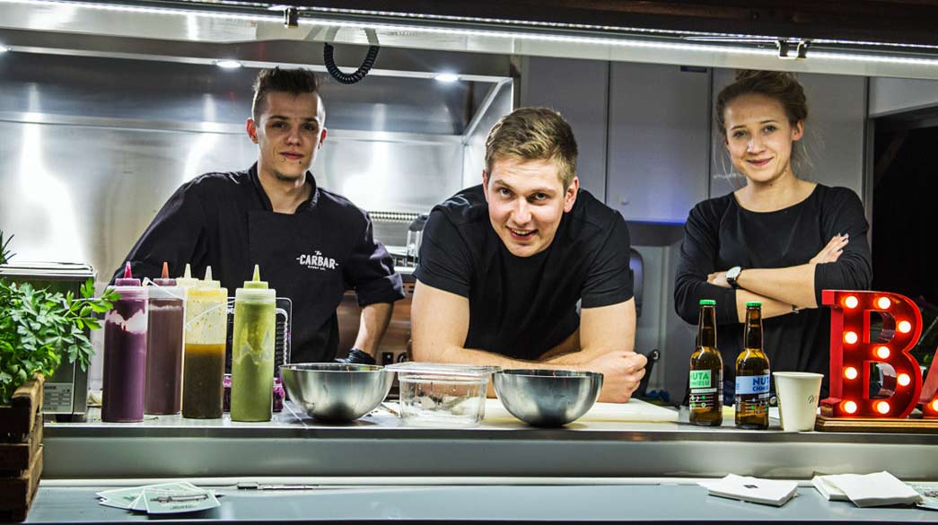 About us section highlighting Restaurant’s commitment to quality