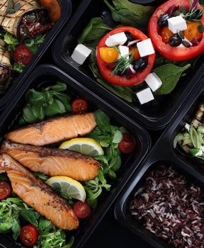 Fast food delivery by Restaurant – hot meals at your doorstep